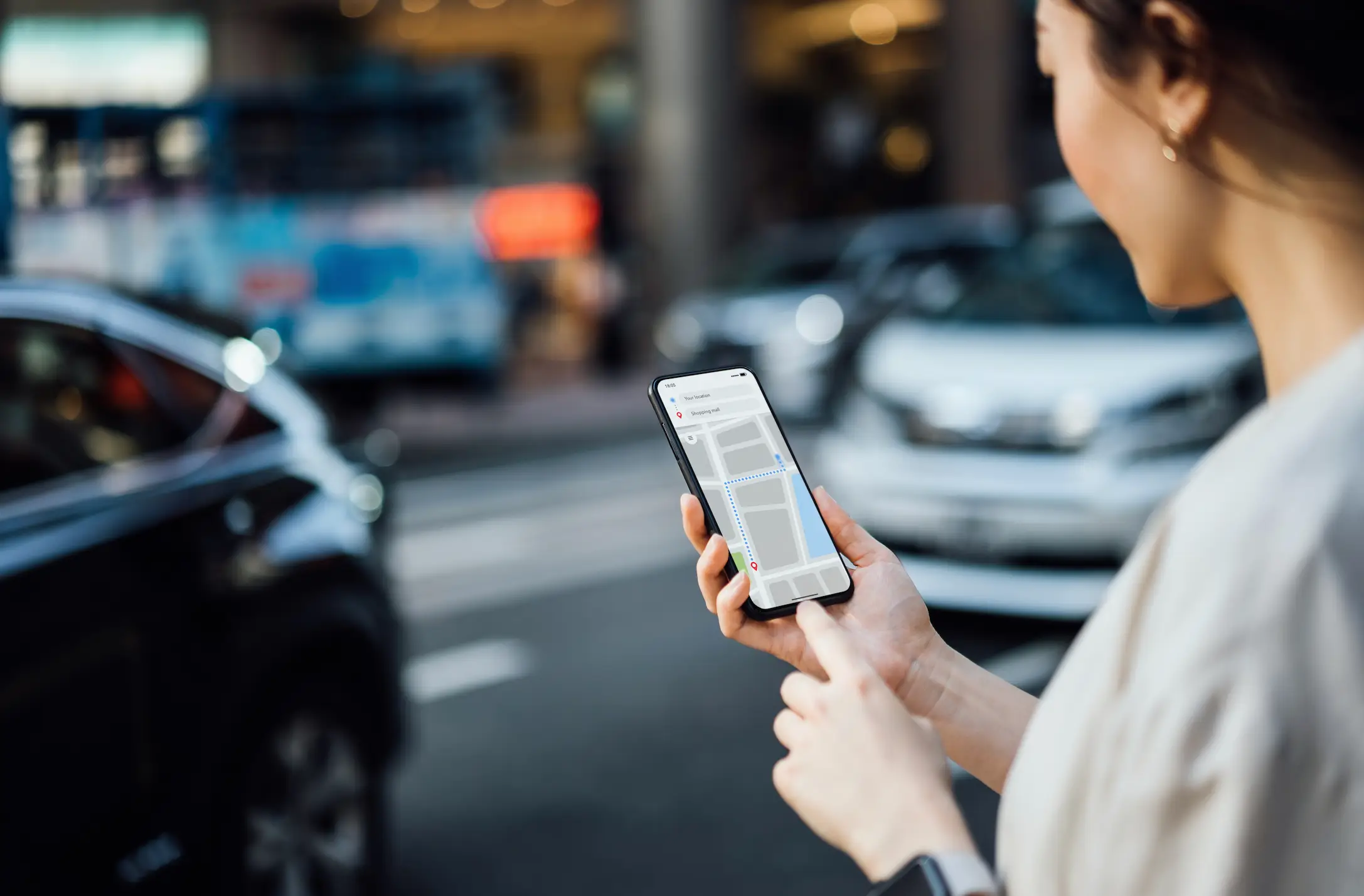 Travelers have found a way to save a fortune on data roaming charges (Getty Images/ D3sign)