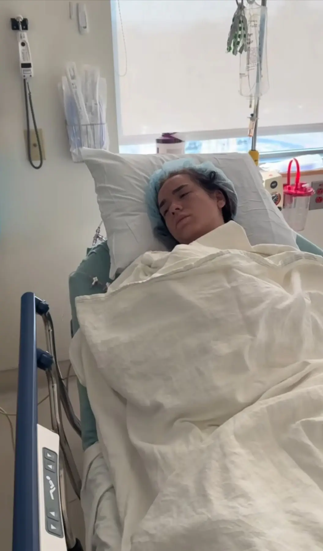 The aspiring model was left in agony (Cover Images)