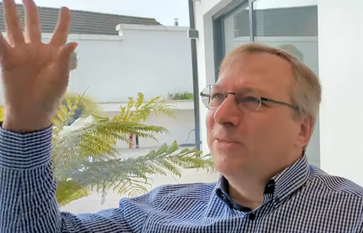 Peter has found positives amid some of the pitfalls (YouTube/ Peter Alexander) 