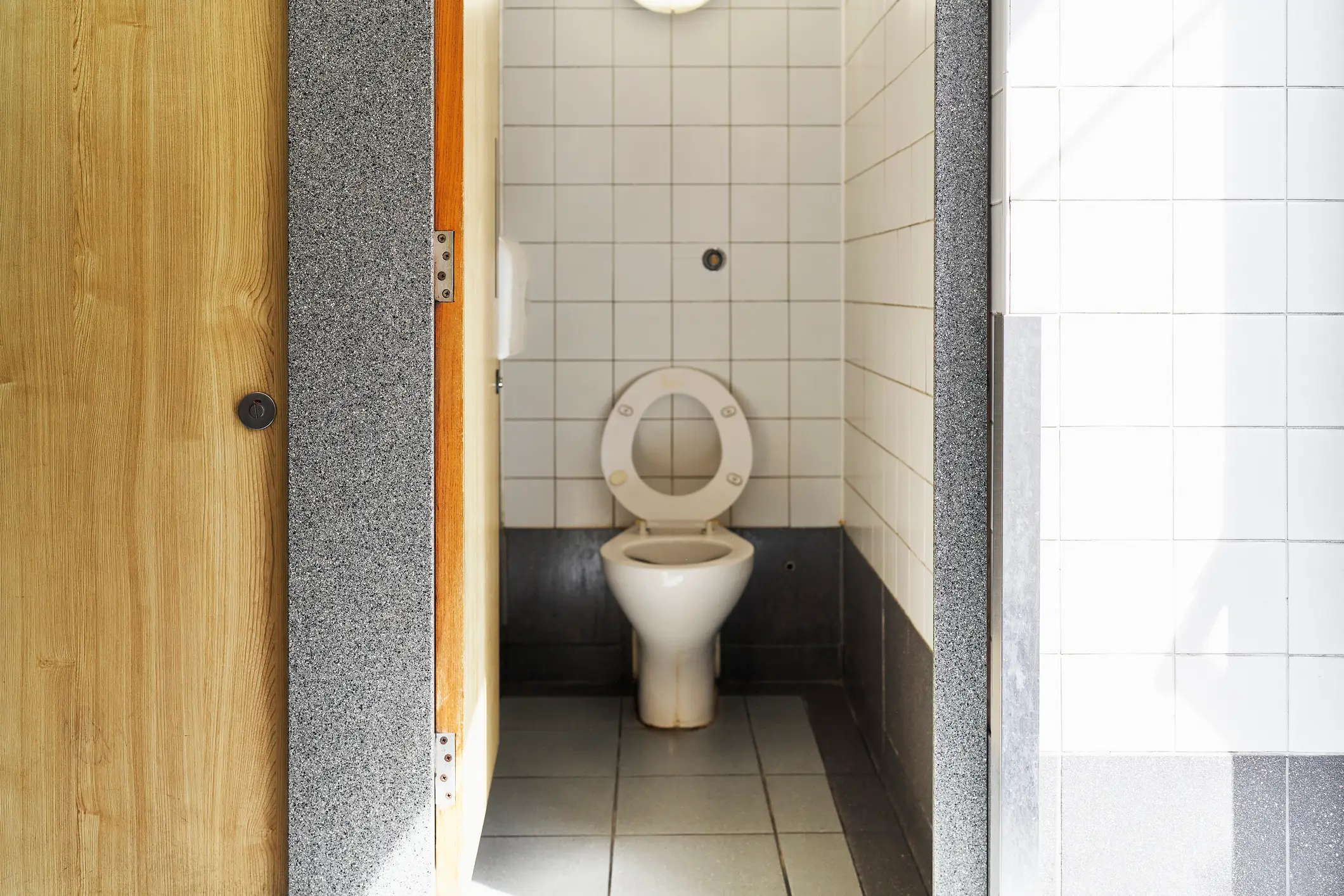 If you need to pee, pee (Getty Stock Photo)