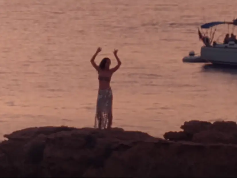 Despite the top tier vibes it seems Perry's teams didn't get permission to shoot the video.(Katy Perry/YouTube)