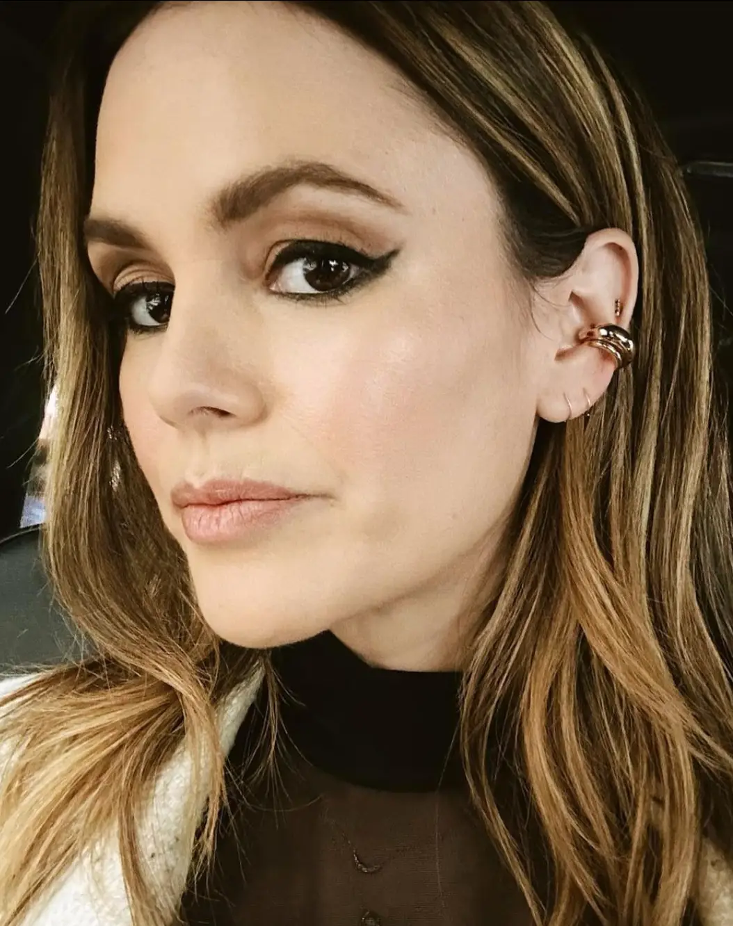 Bilson speaks about sex and mental health on her podcast.