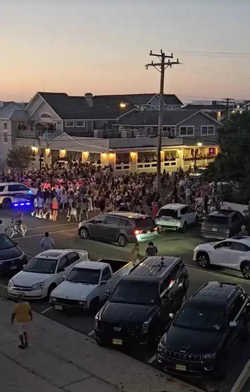 Another video showed just how many fans turned up uninvited.