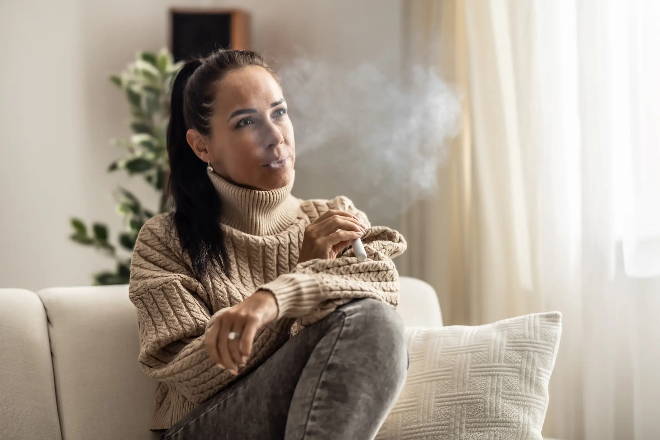 Vape use is on the rise among young people (SimpleImages/Getty Images)