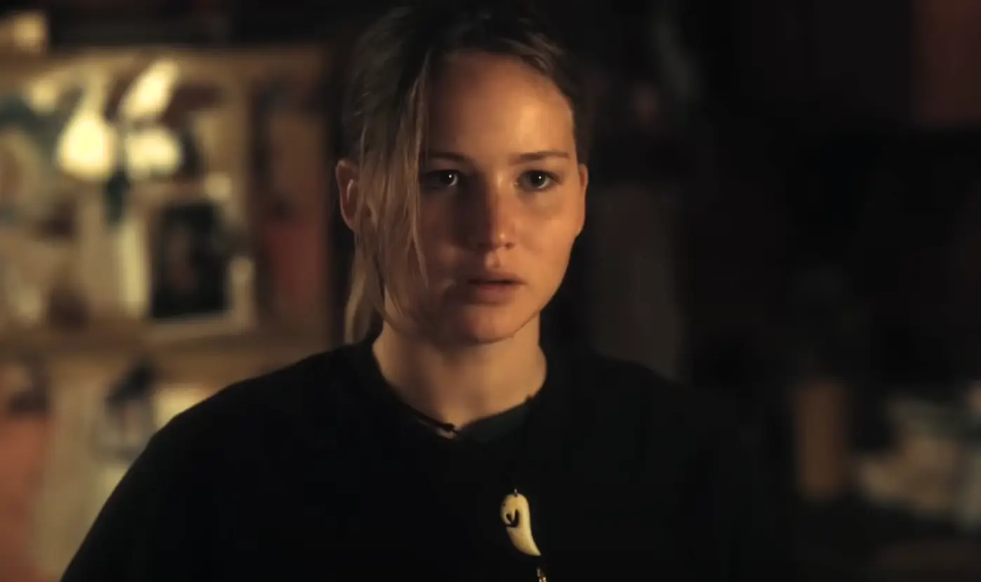 Jennifer Lawrence stars as Ree Dolly in the 2010 movie Winter's Bone (Roadside Attractions)