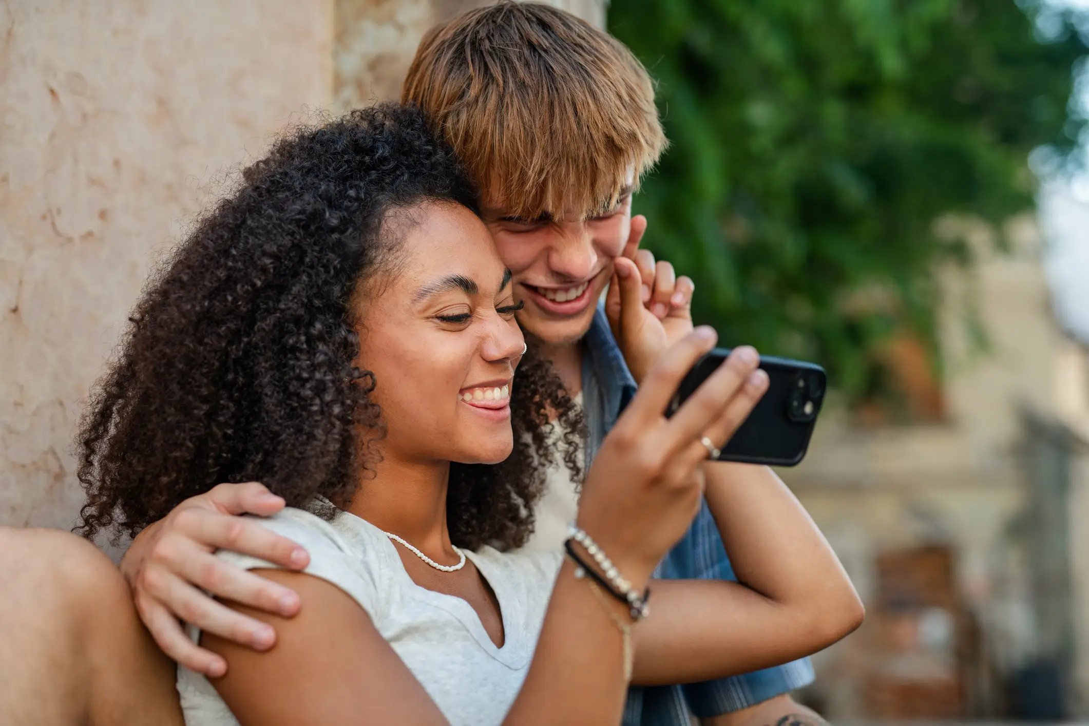 Gen Zers aren't entering romantic relationships as much as previous generations (Getty Stock)