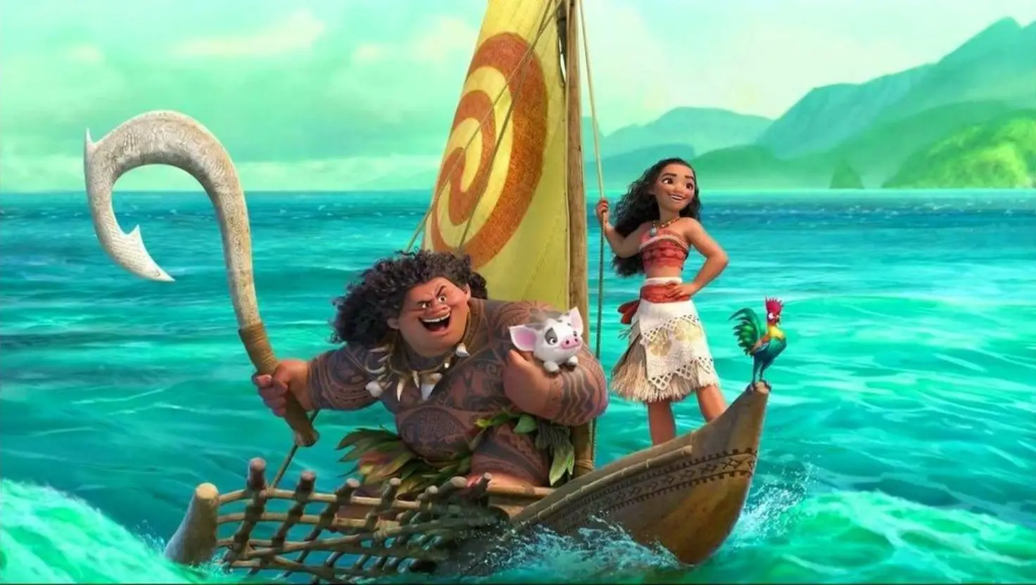 Disney fans are convinced there's a significant tie between Maui and Moana (Disney)