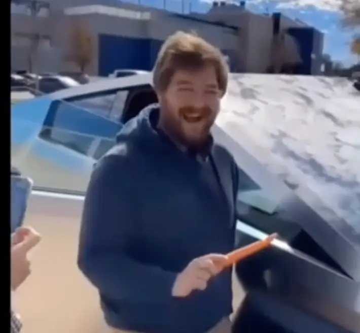 Fears have arisen regarding whether people could actually lose fingers with Cybertrucks