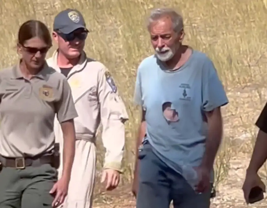 Warren Elliot was able to keep himself alive by drinking from a nearby river and eating berries (Placer County Sheriff's Office)