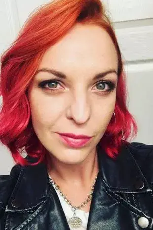 Cash is happy she was able to move away from alcohol and get her health on track (Instagram/ashleycartercash)