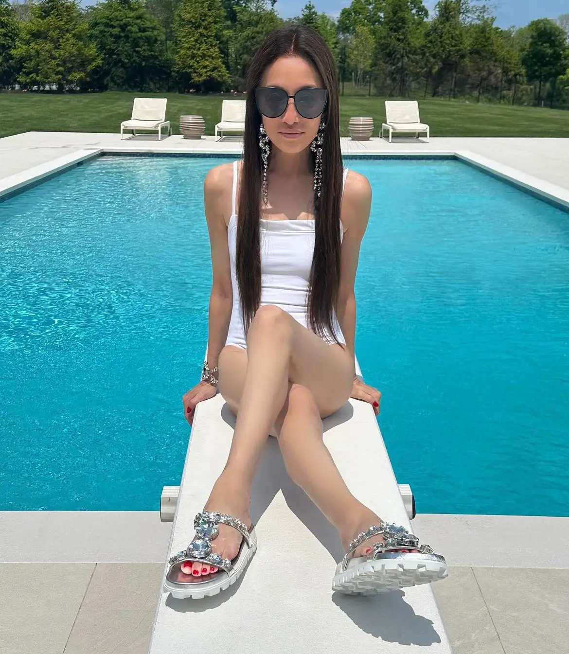 “I never thought about youth." (Instagram/@verawang)