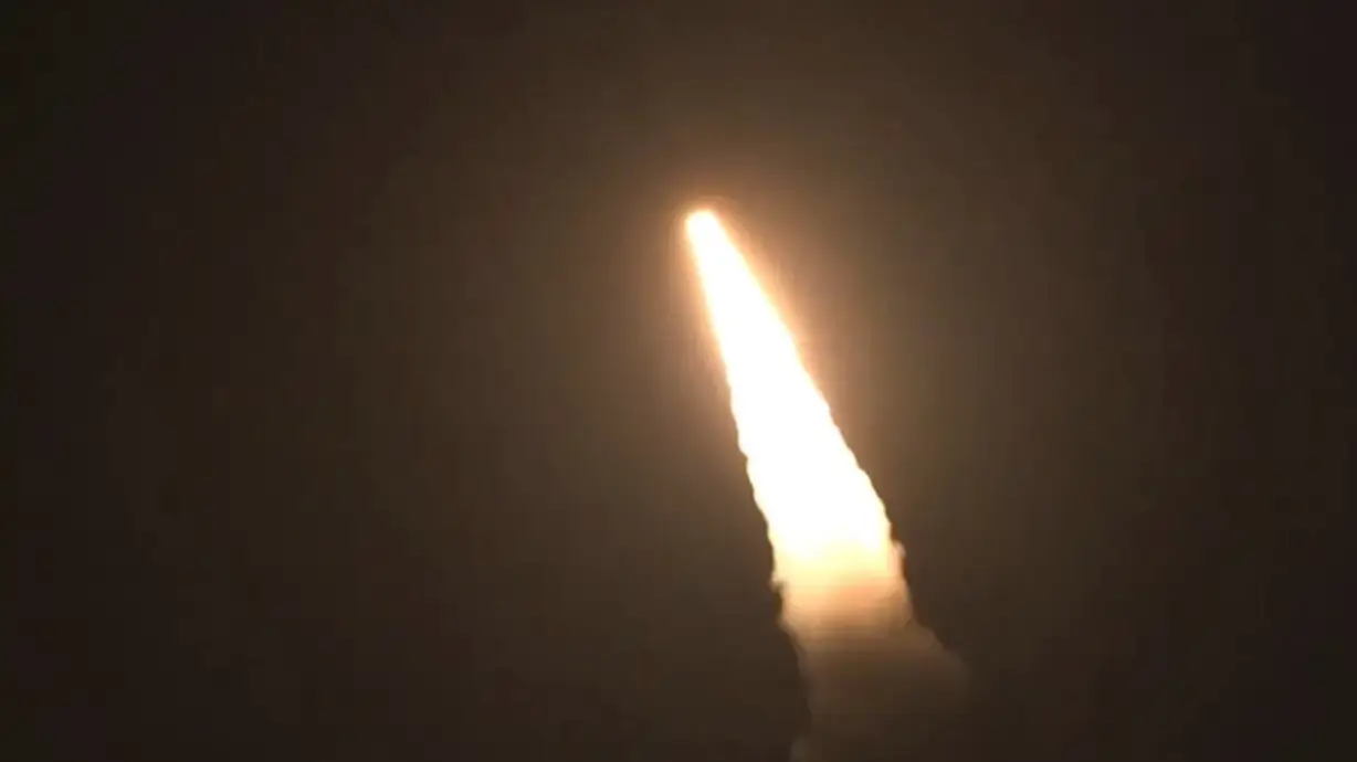 It was travelling to the Marshall Islands (Twitter/@sentdefender)