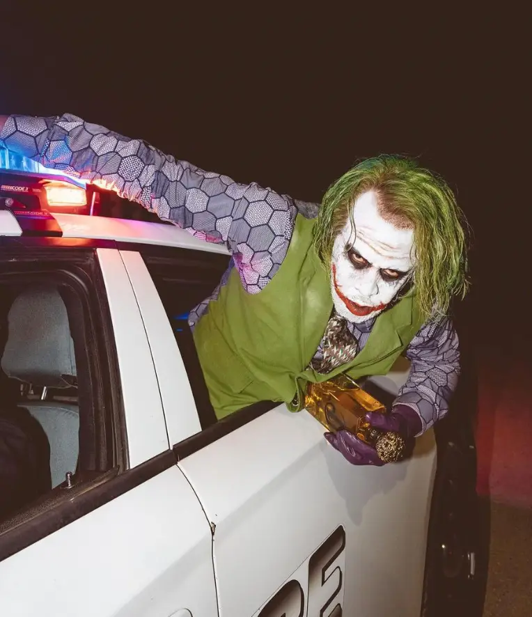 Fans were left amazed over the get-up.