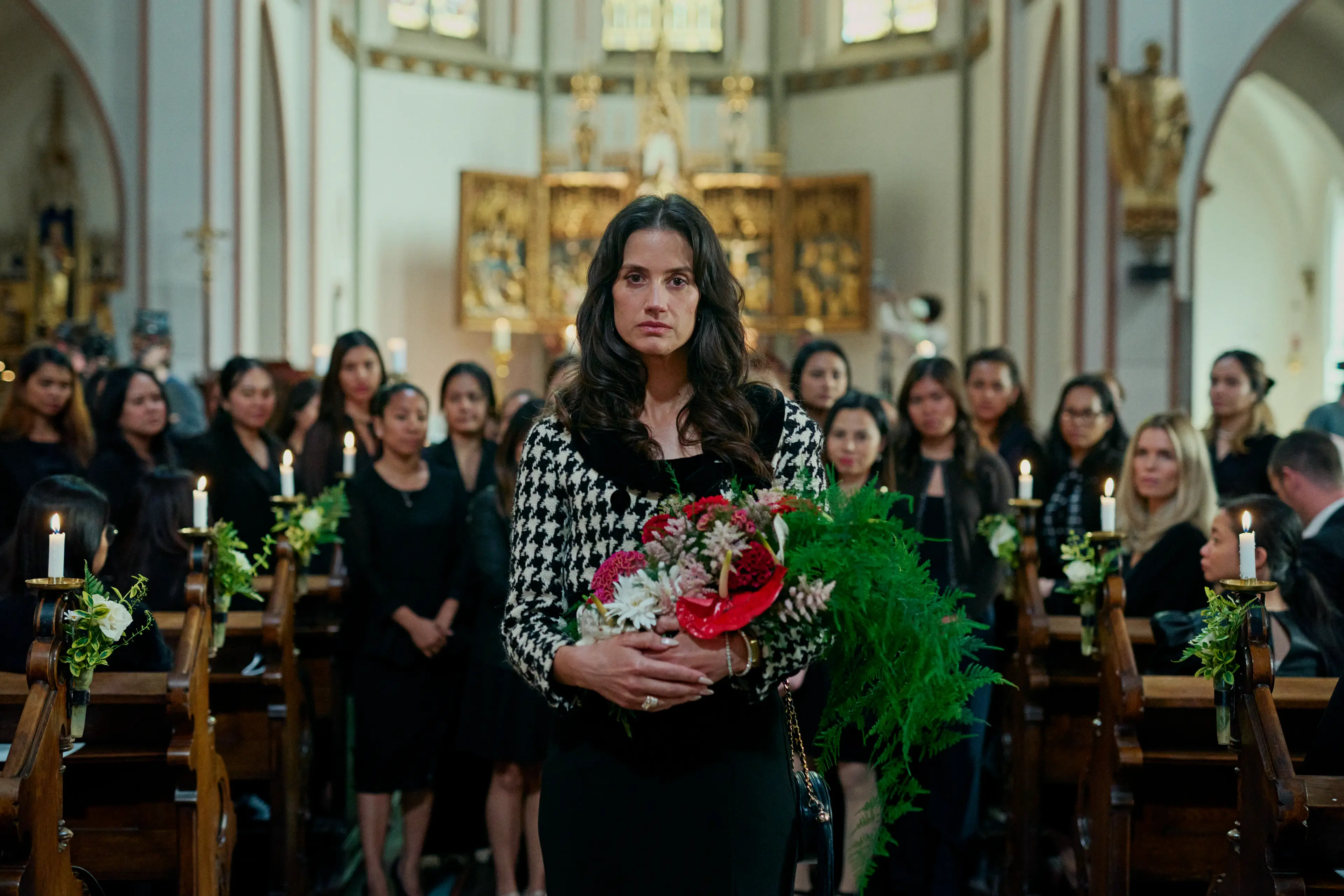 The series scored a perfect 10/10 from critics (Netflix)