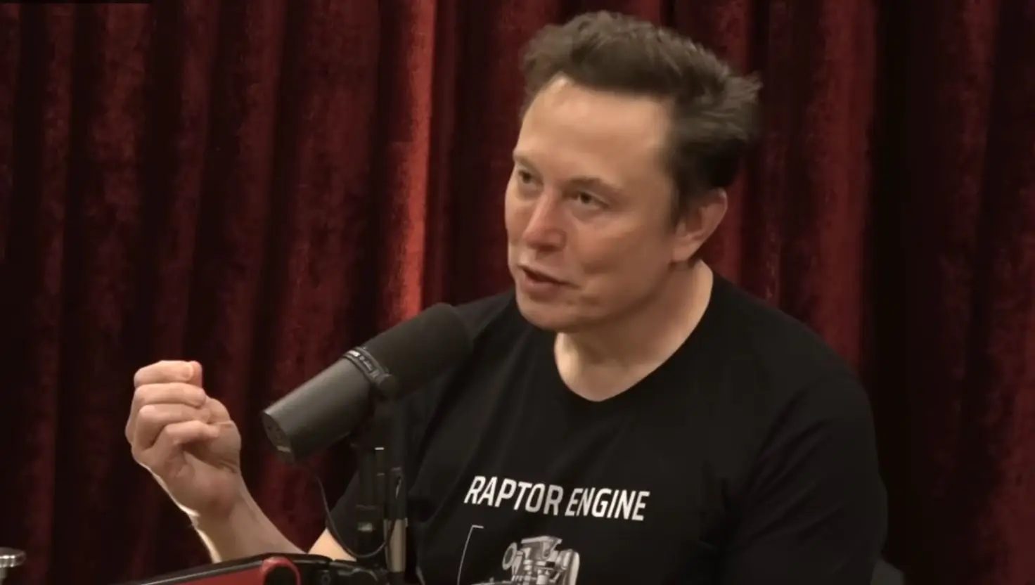 Elon Musk made a series of confessions on Joe Rogan's podcast (YouTube/The Joe Rogan Experience)