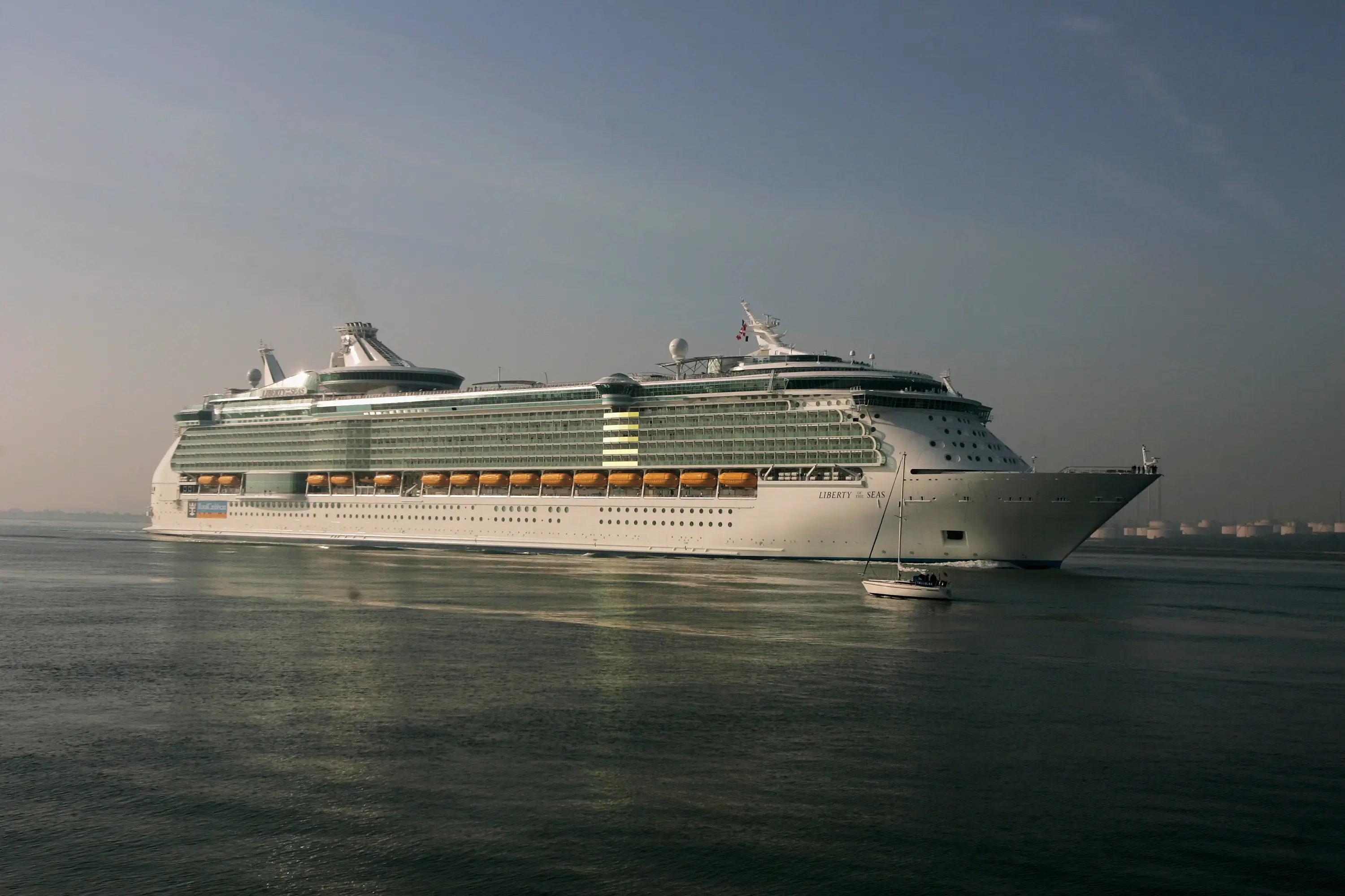 The passenger is reported as having 'jumped' from the cruise.