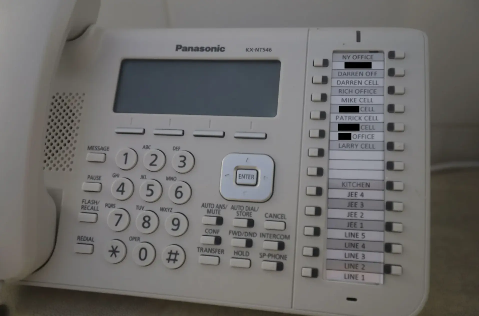 It's unclear who the names of the people are on the landline (House Oversight Committee)