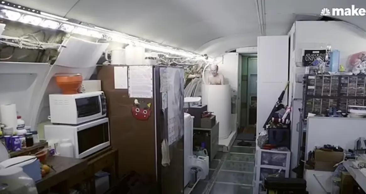 The living space inside the jet.