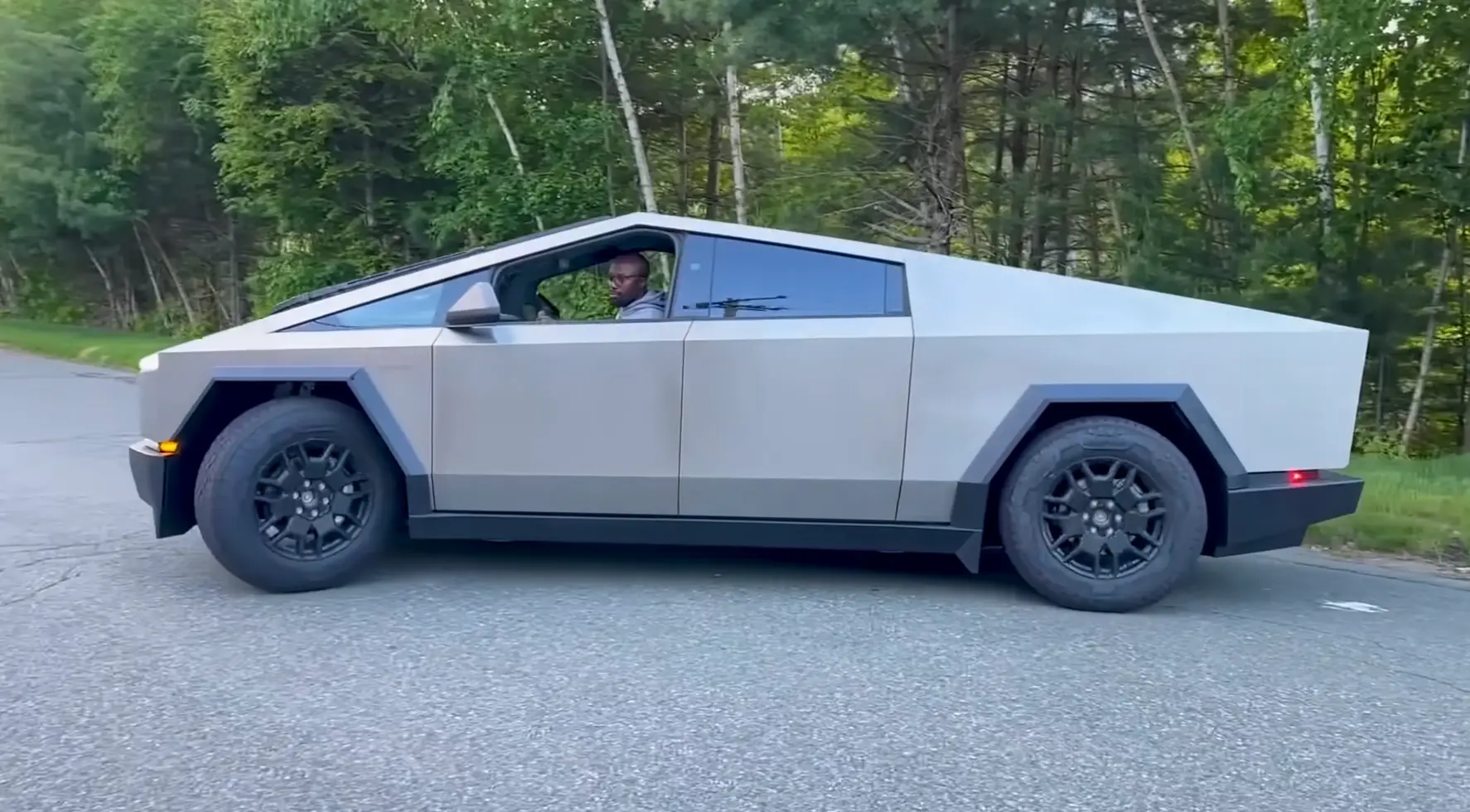 YouTuber Rich Rebuilds has shared his review of the Cybertruck. (Rich Rebuilds/YouTube)