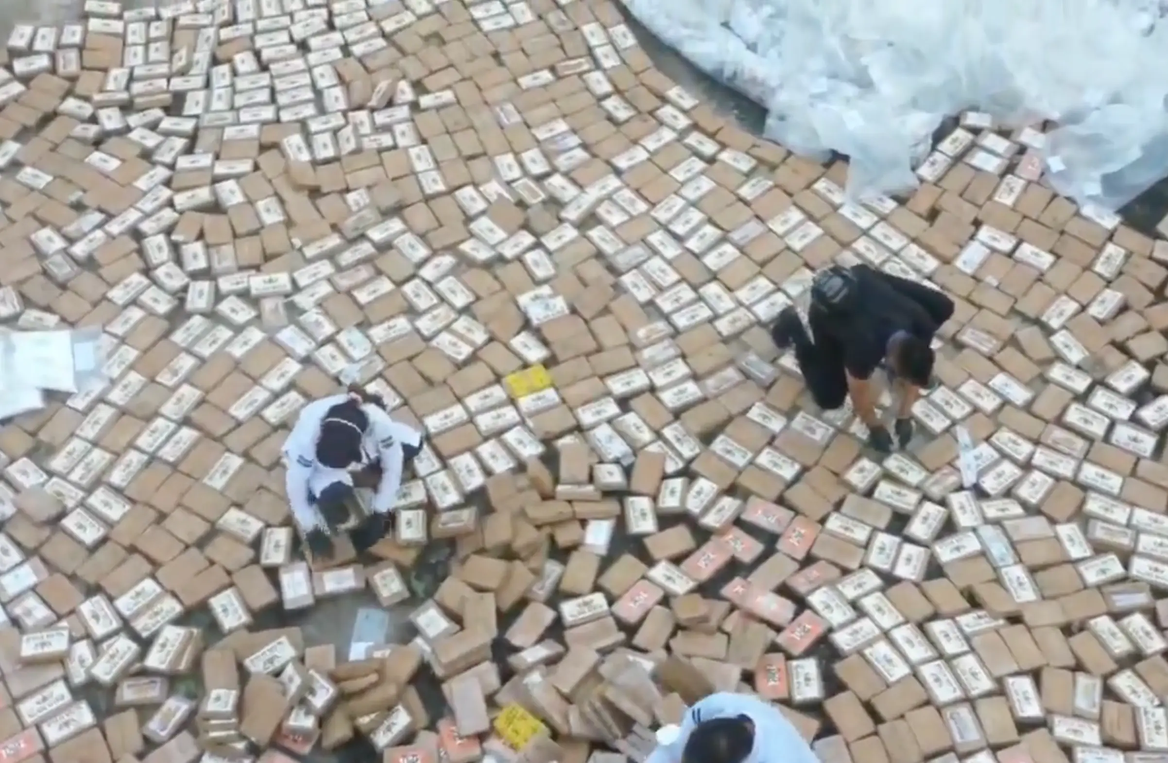 You can see how much there is... (Attorney General of El Salvador)