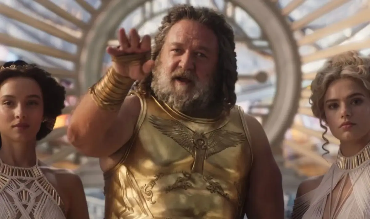 Russell Crowe portrays Zeus in Marvel's Thor: Love and Thunder. (Disney/Marvel)