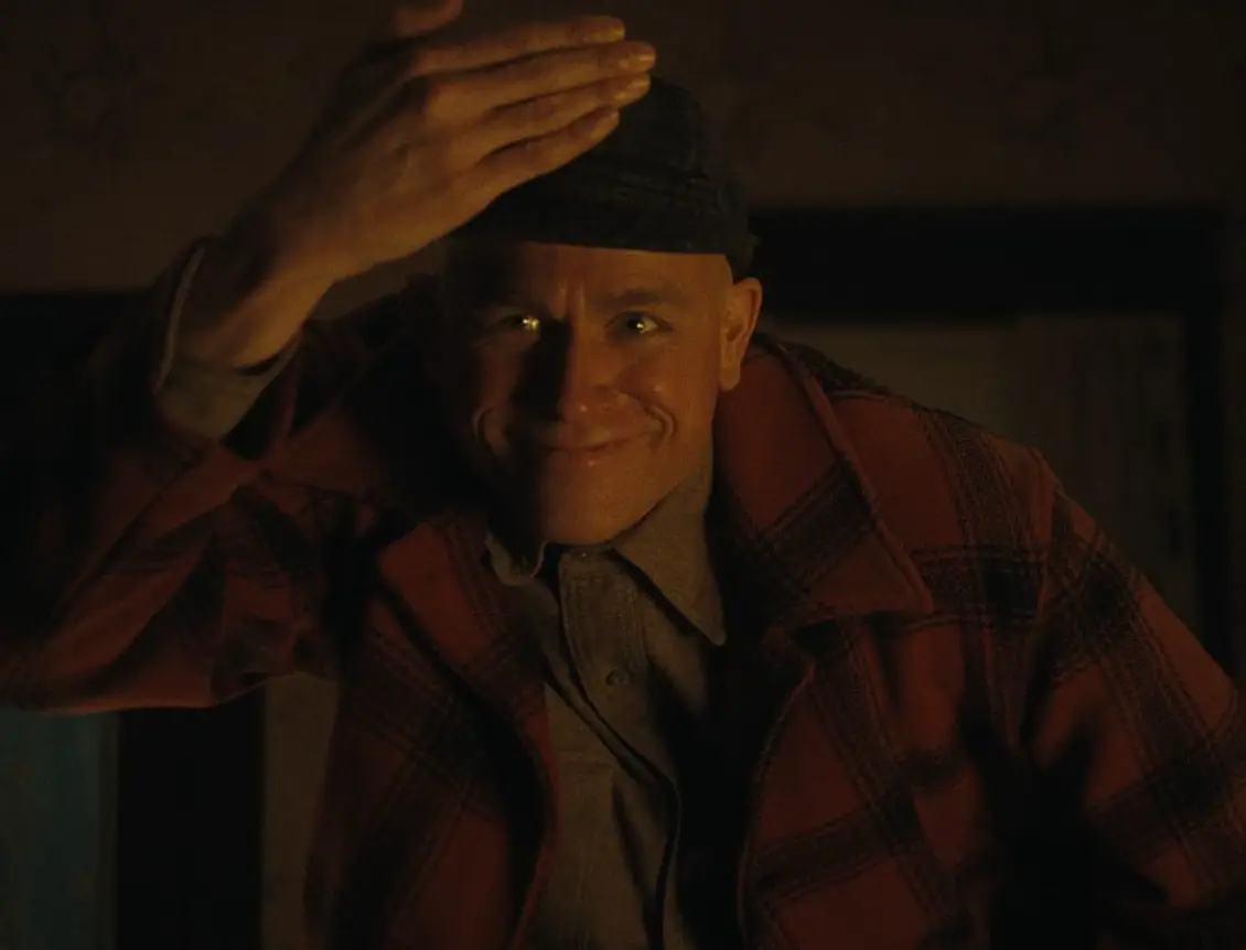 The museum owner warned against believing everything online about the real Ed Gein (Netflix)