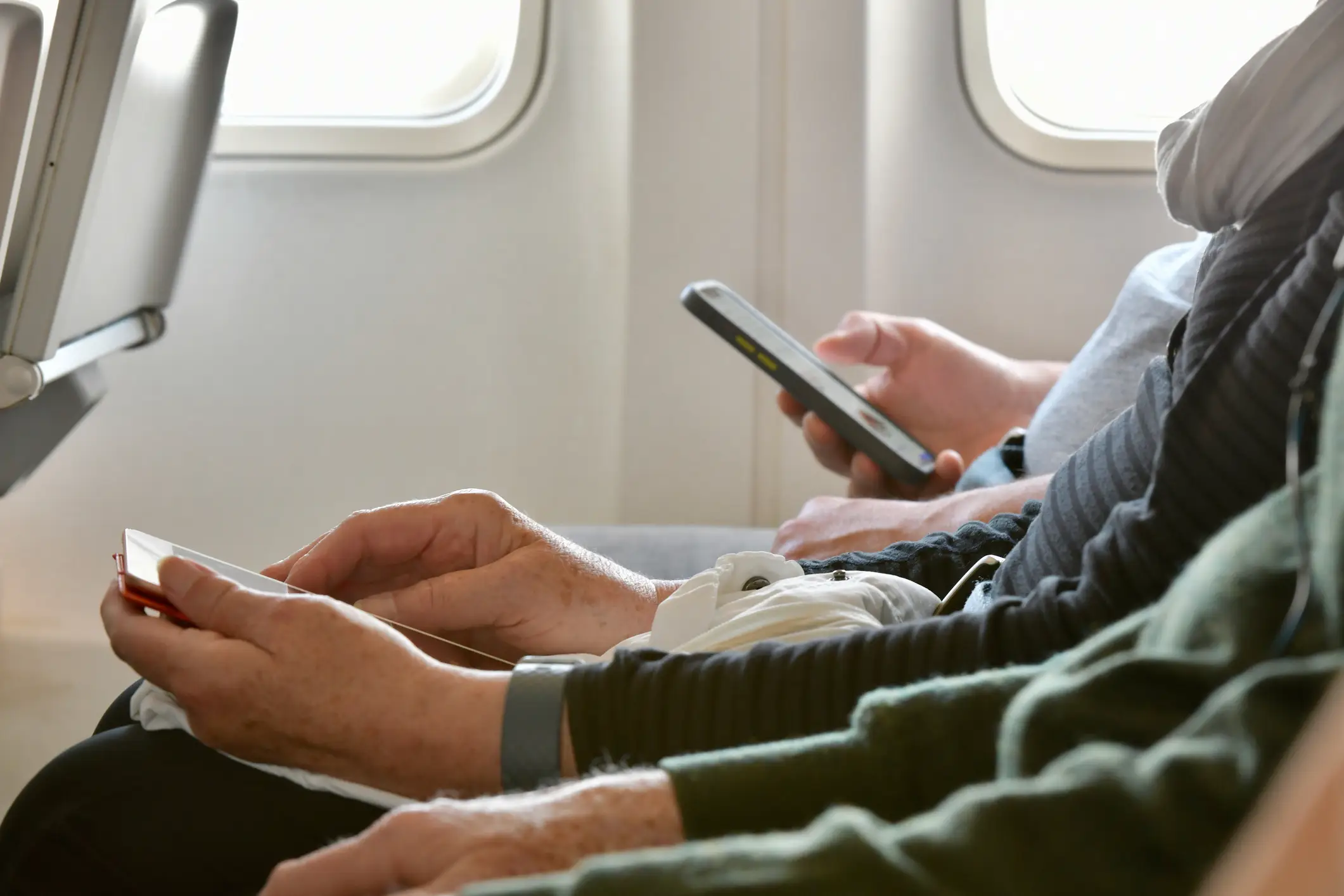 This is why you should turn airplane mode on (Getty Stock Images)