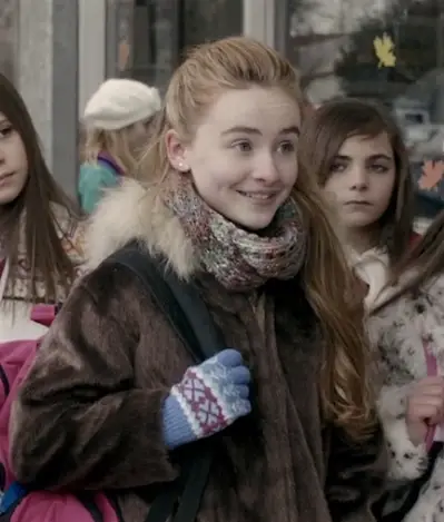 A teenage Sabrina Carpenter featured as Alex Vause's bully is Orange is the New Black's first season (Netflix)