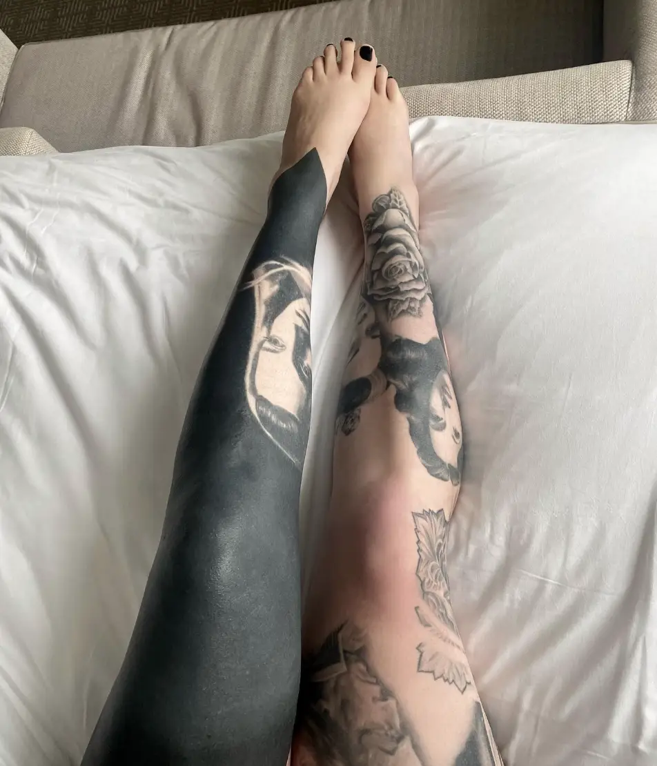 Kat Von D has been working with tattoo artist Hoode Philly to black out many of her famous tattoos (Instagram/@thekatvond