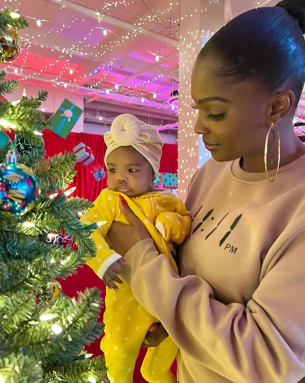 The mum-of-one appeared to accuse Cannon of staging photographs.