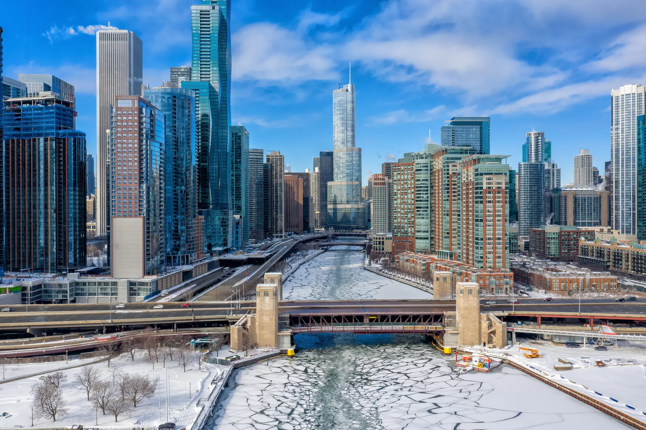 AccuWeather meteorologist Chad Merrill says a weaker polar vortex between mid-January and February could bring a short spell of colder weather to the northern US. (Getty Stock Image)