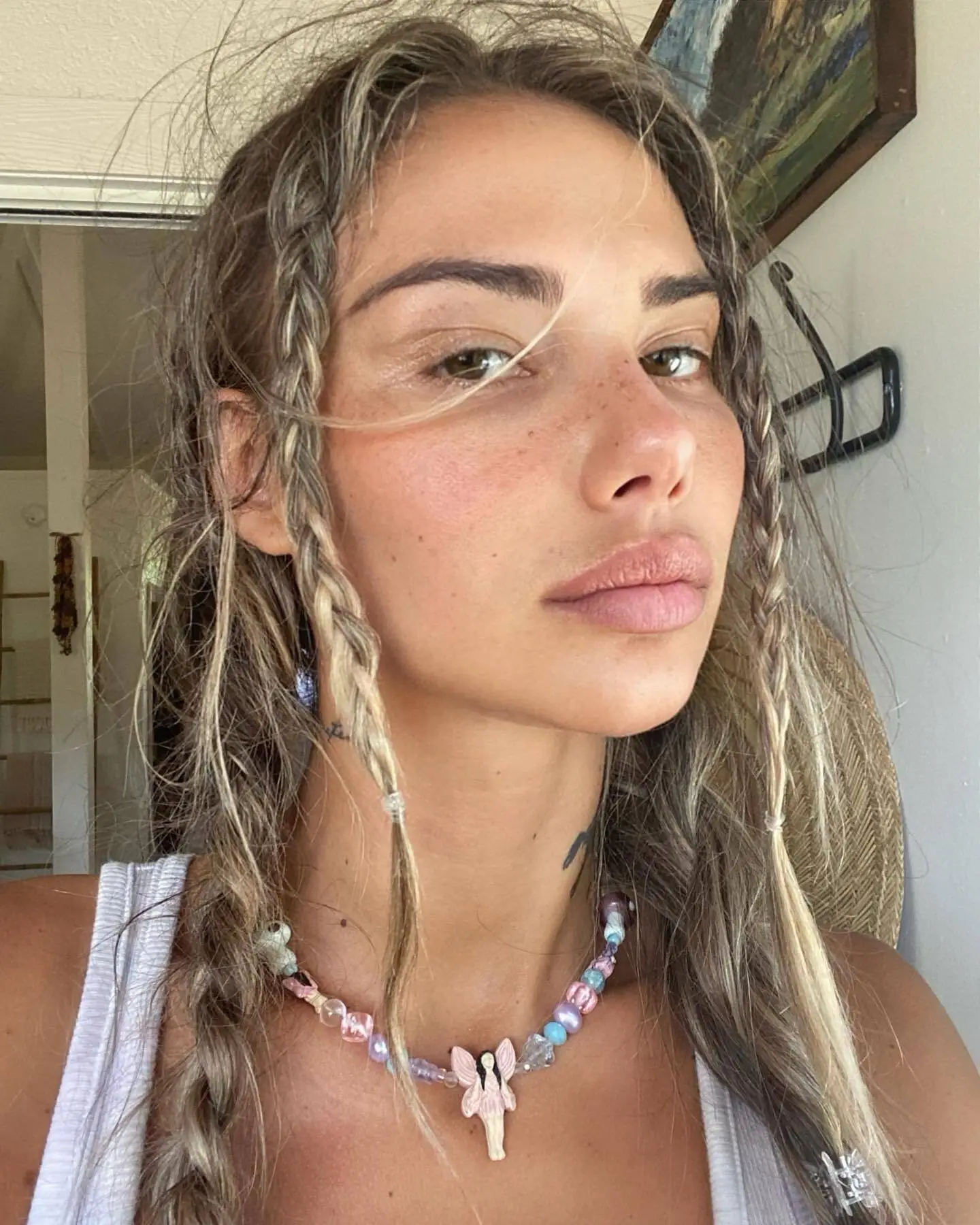 The model's death was confirmed by her family. (@sahara_ray/Instagram)