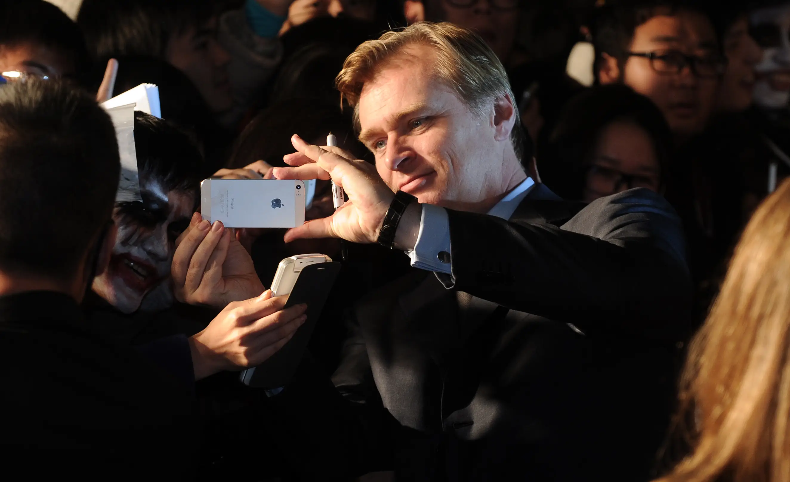 No, Nolan does not want your smartphone (VCG/VCG via Getty Images)