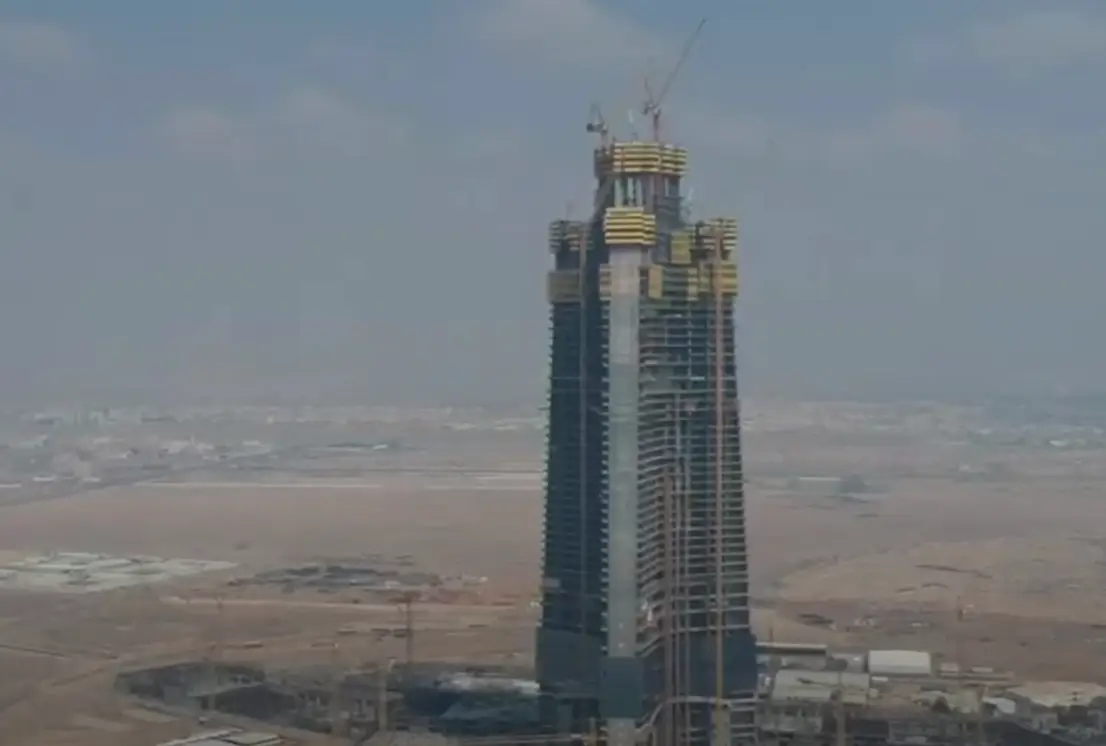 A source close to the project has said ‘the project is now back in full motion’.