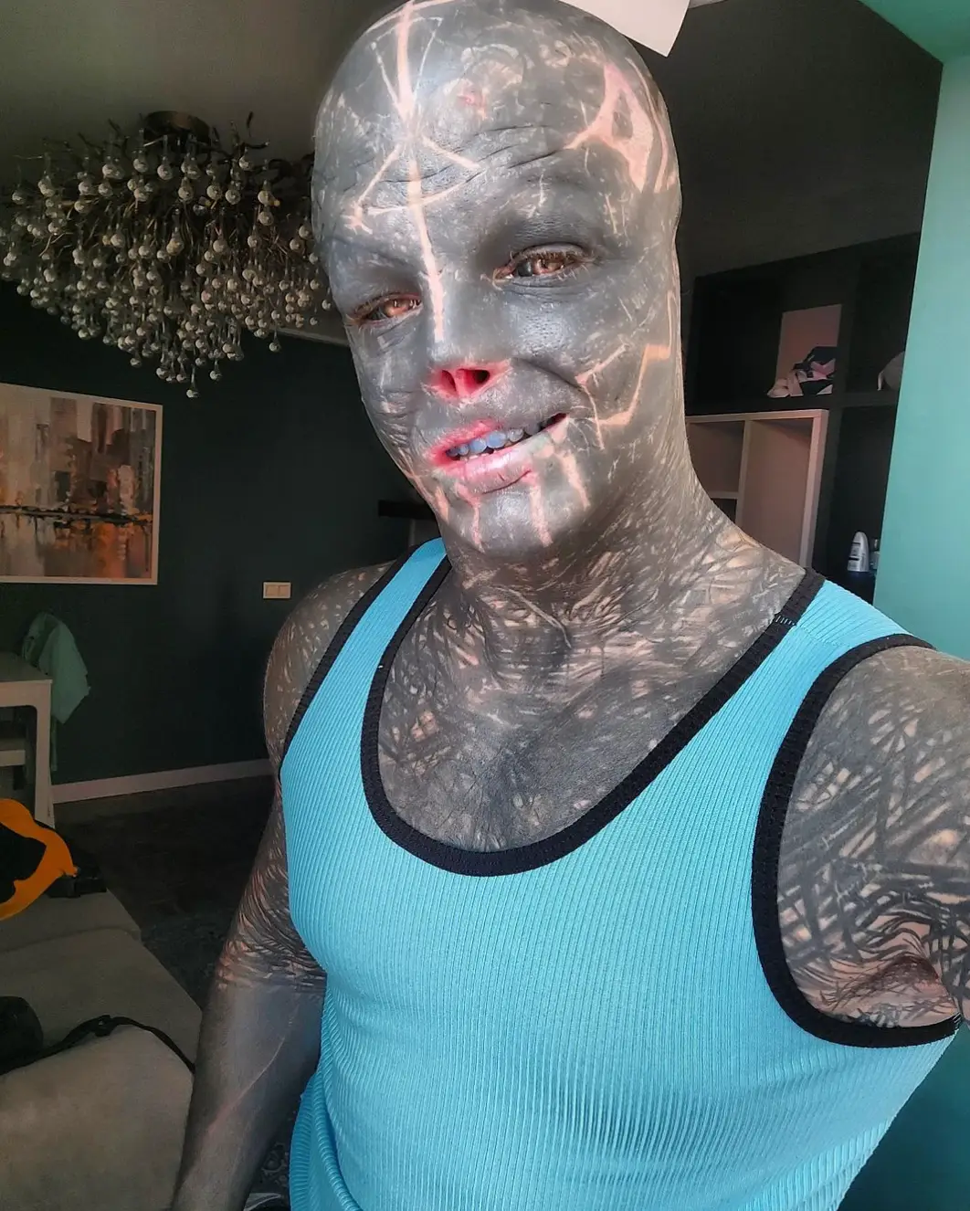 While some do not accept him, Loffredo's mom is very much supportive.