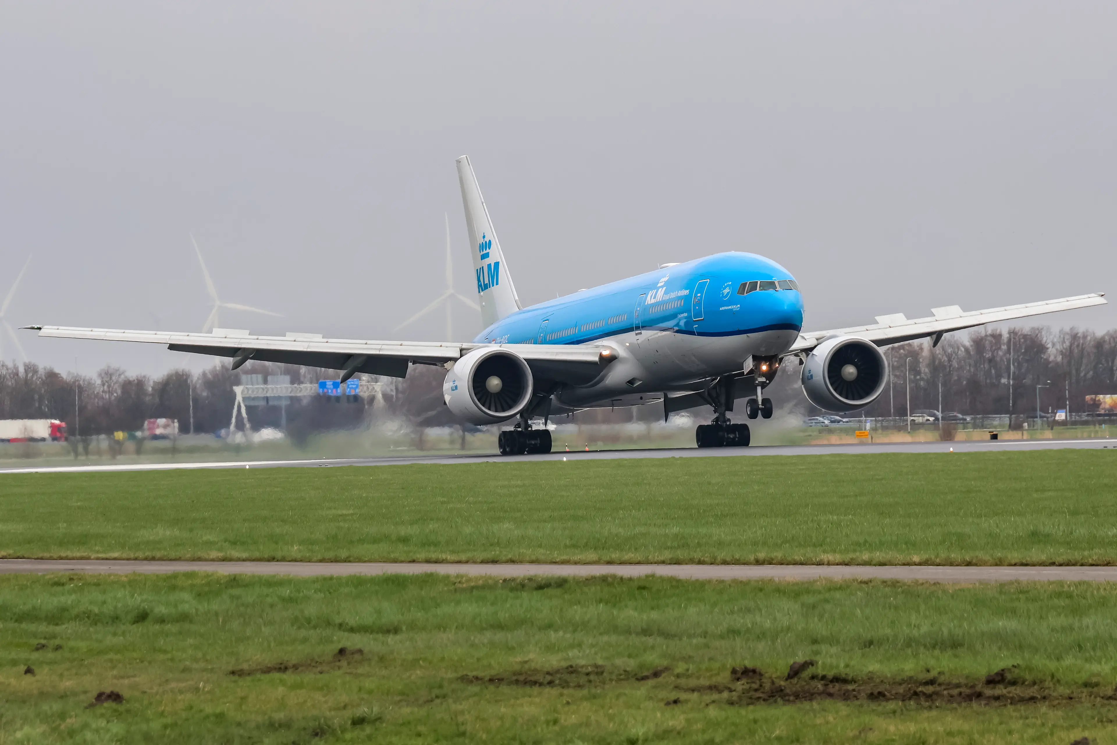 KLM say the plane suffered a 'technical malfunction' (Nicolas Economou/NurPhoto via Getty Images)