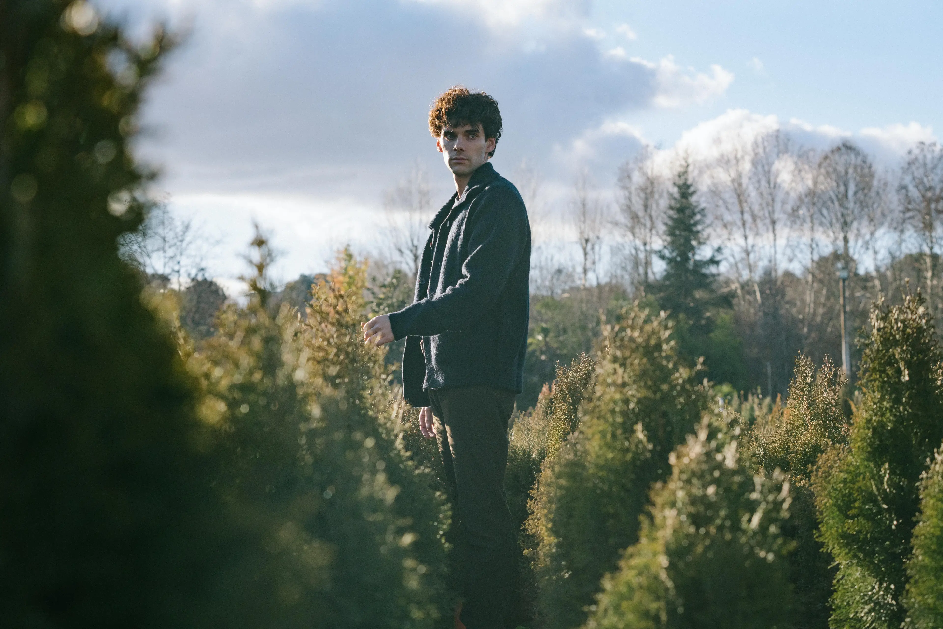 Álvaro Rico stars as Elmer in The Gardener (Netflix)