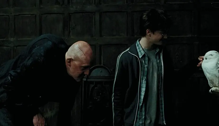 Jim Tavaré took on the more sinister version of Tom the Innkeeper.