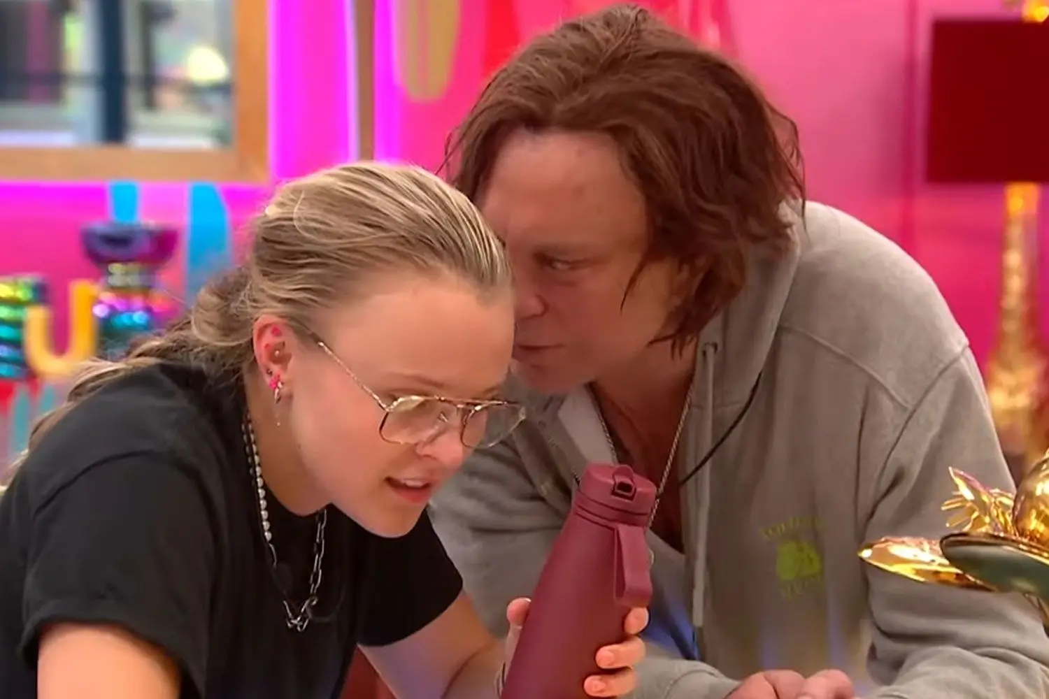 JoJo Siwa has spoken out about an 'unaired moment' between her and Mickey Rourke (ITV)