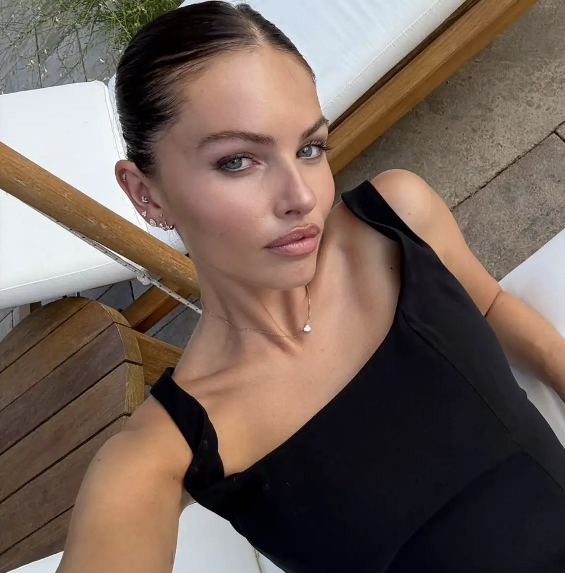 She still draws attention for her beauty at 24 (Instagram/thylaneblondeau)