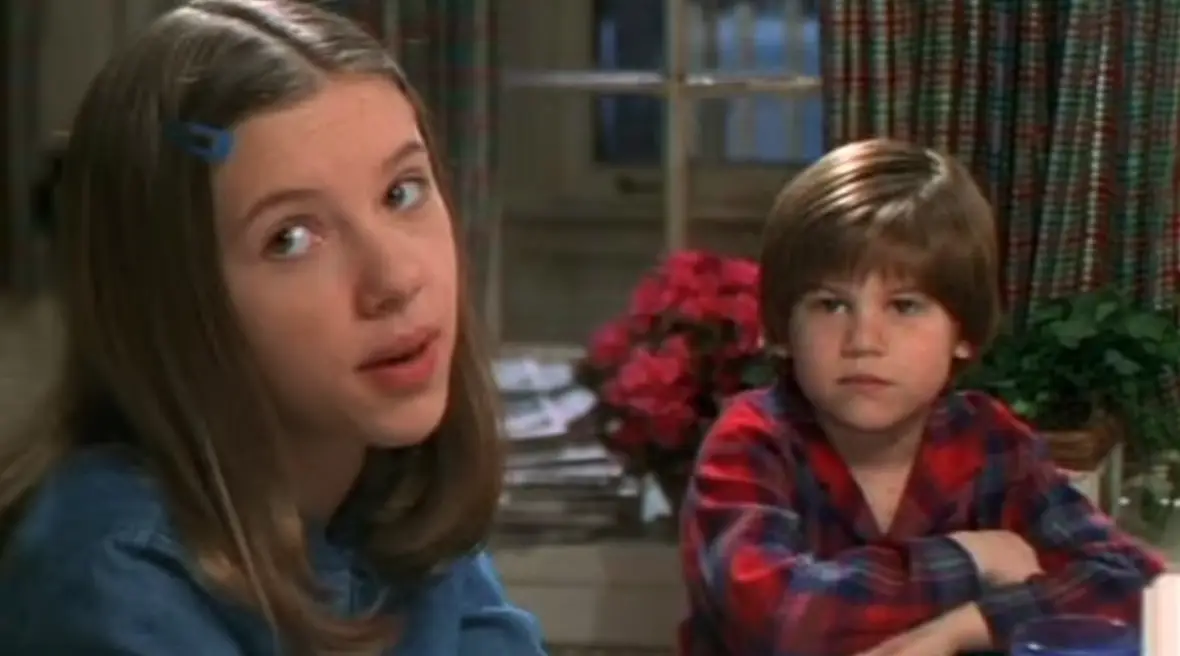 Johansson was 11 years old when she played Molly Pruitt, the older sister of the film's protagonist.