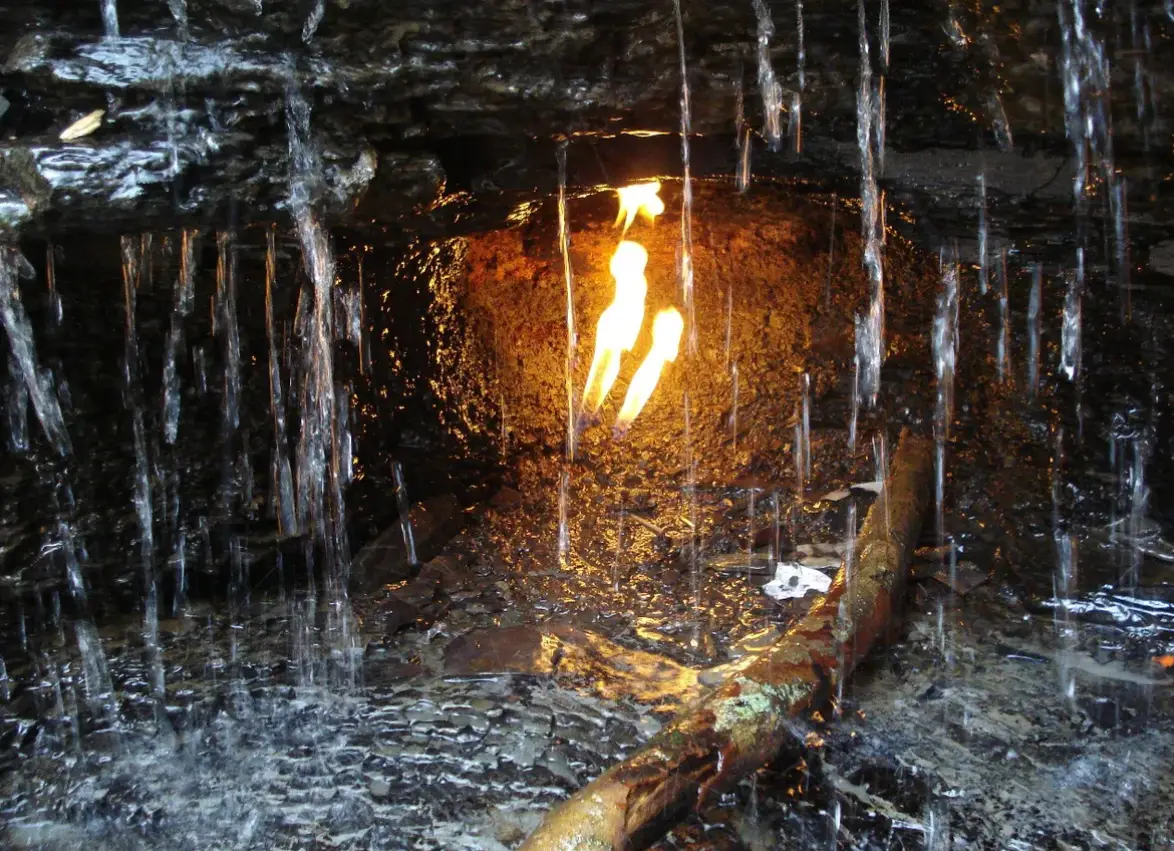 The flame stays alight from the gas seeping to the Earth's surface.