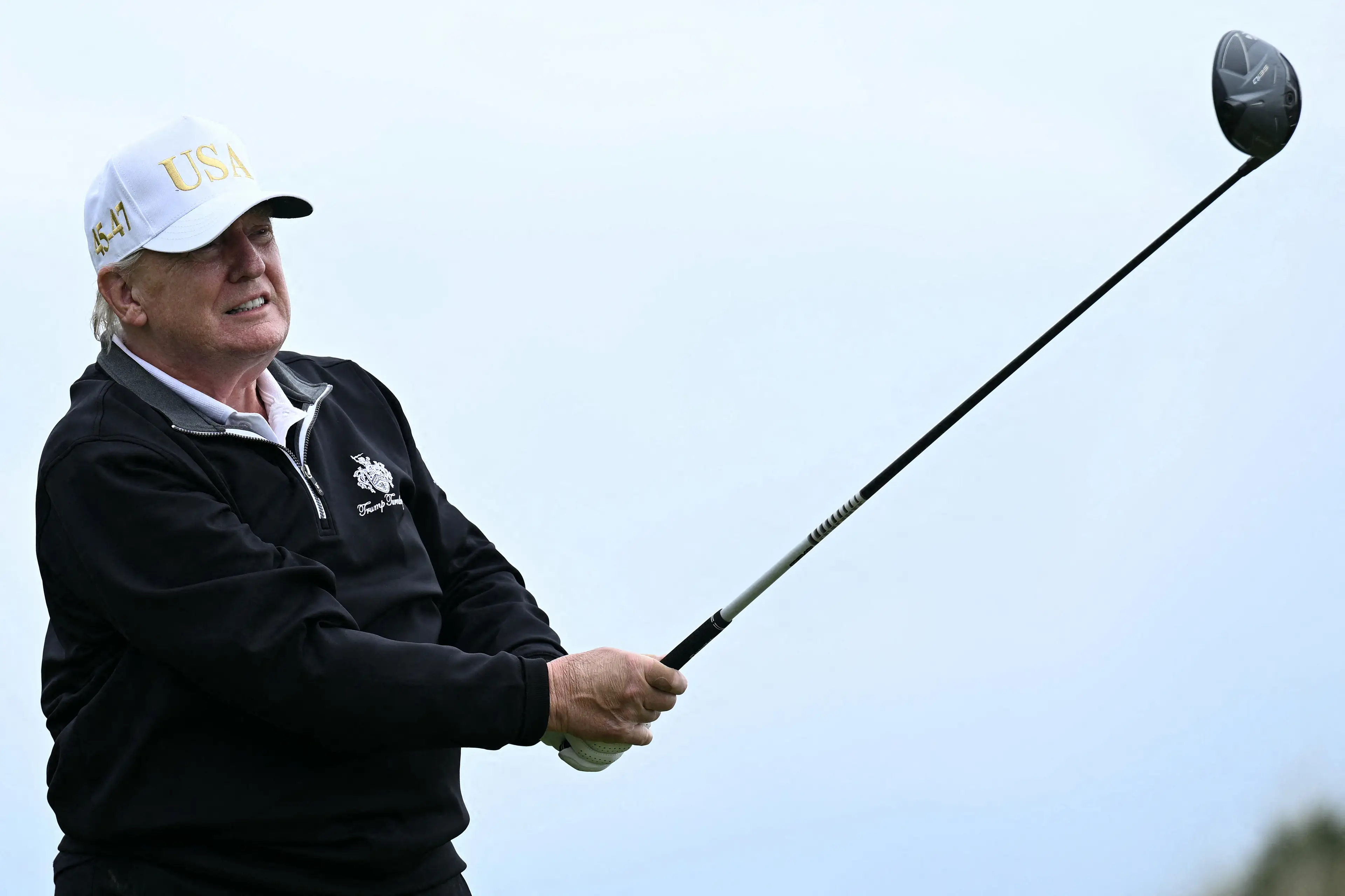 People have raised questions about Donald Trump's golf playing abilities (BRENDAN SMIALOWSKI/AFP via Getty Images)