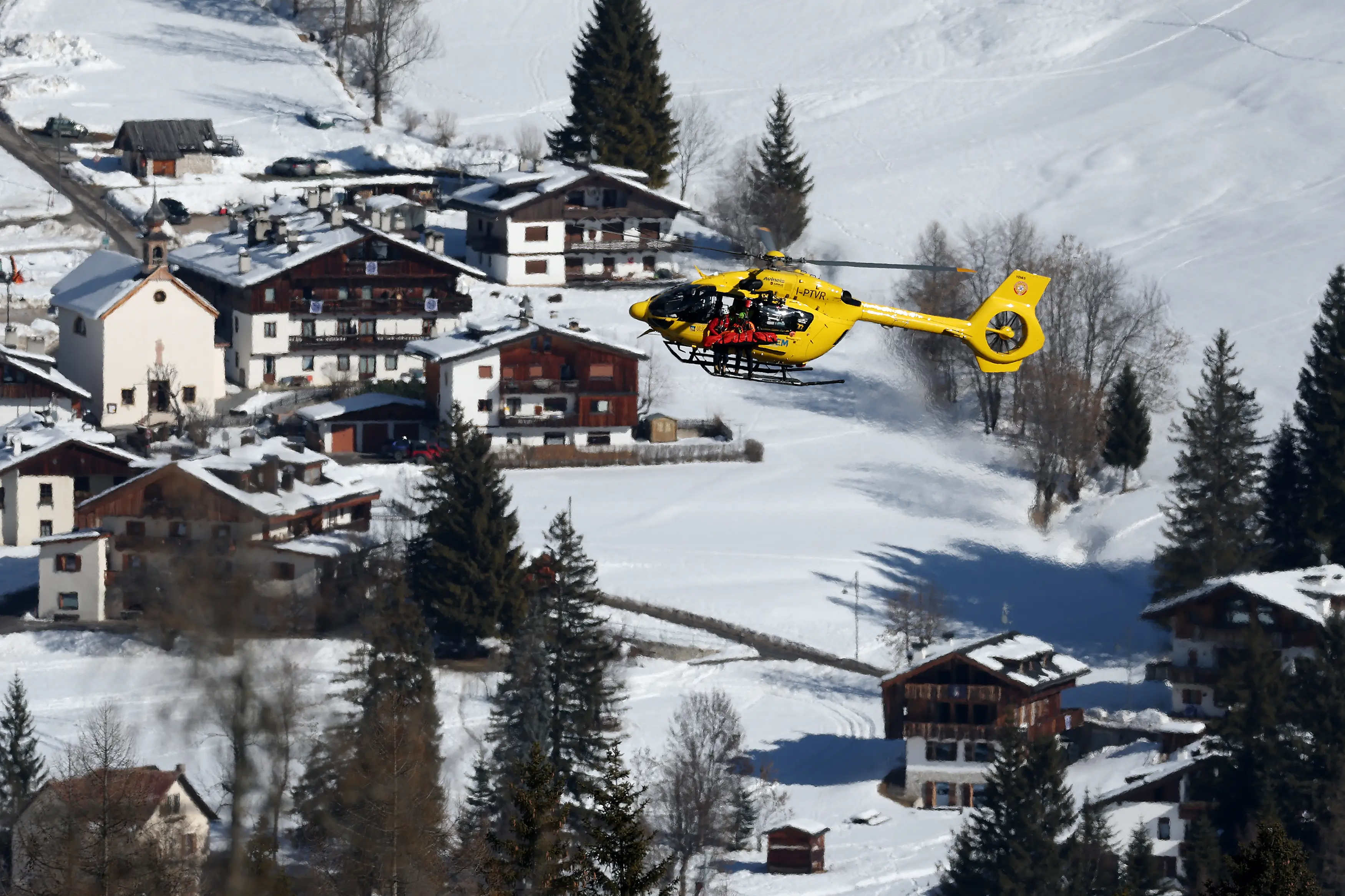 Vonn had to be airlifted off the ski course (Al Bello/Getty Images)