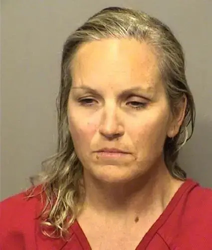 Meaggan Pettipiece was forced to resign as head coach of a softball team in Indiana following an incident in Walmart (Porter County)