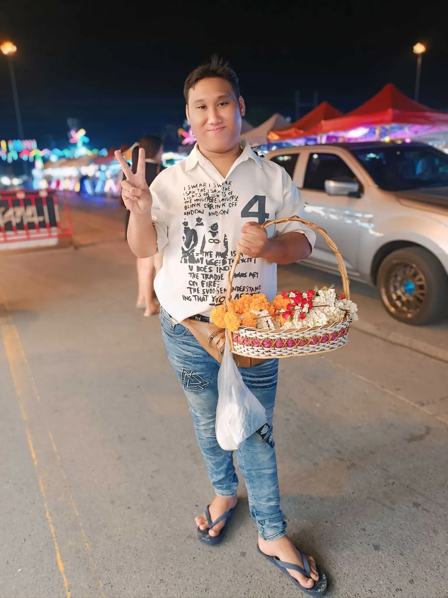 He was a garland seller (Bank Lester/ Thankam Kanthee/ Facebook)