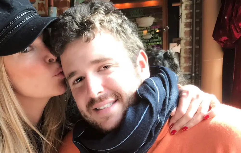 Aless was just 27 when he passed away (Instagram/@ana_obregon_oficial)