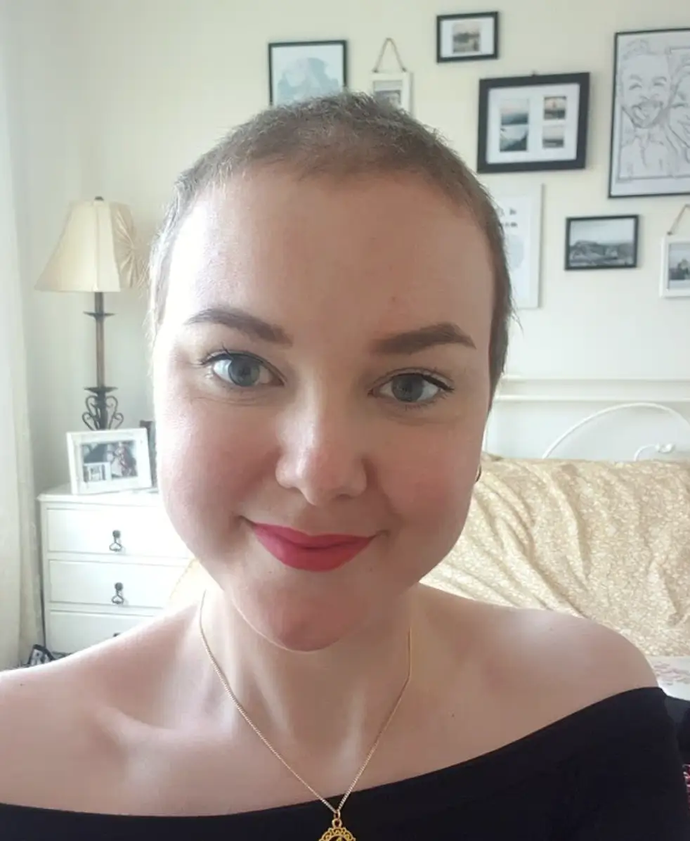 Abi became sick while flying to the US (Brain Tumour Research)