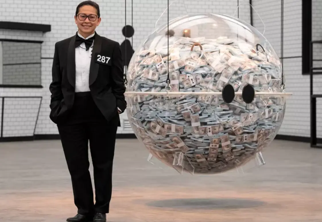 Mai Whelan took home the multimillion dollar jackpot.