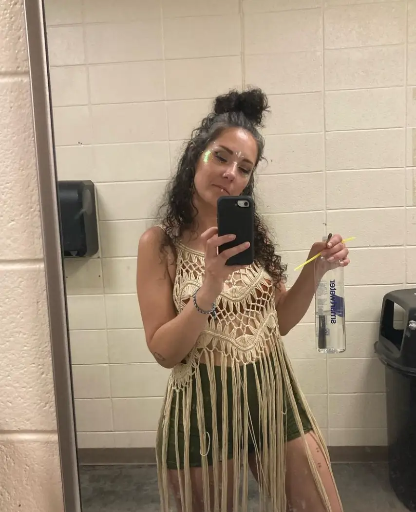 Templeton says she more than likely would have joined in the social media trend had it be around when she was married (Instagram / @emergingmotherhood)